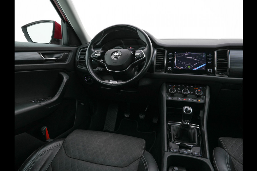 Škoda Kodiaq 1.5 TSI Business Edition (INCL-BTW) *ADAPTIVE-CRUISE | LEATHER-FABRIC | FULL-LED | CANTON-SOUND | HEATED-SPORTSEATS | KEYLESS | NAVI-FULLMAP | CAMERA | DAB+ | ECC | PDC | TOWBAR | 18''ALU*