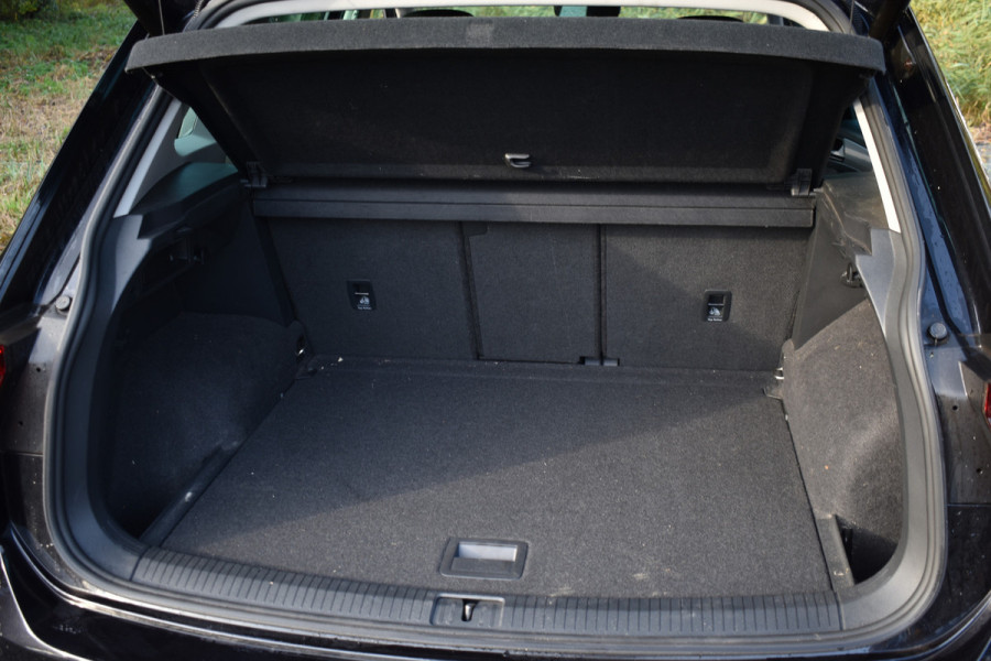 Volkswagen Tiguan TSI 150PK DSG 4MOTION COMFORTLINE BUSINESS NAVI/PDC/TREKHAAK