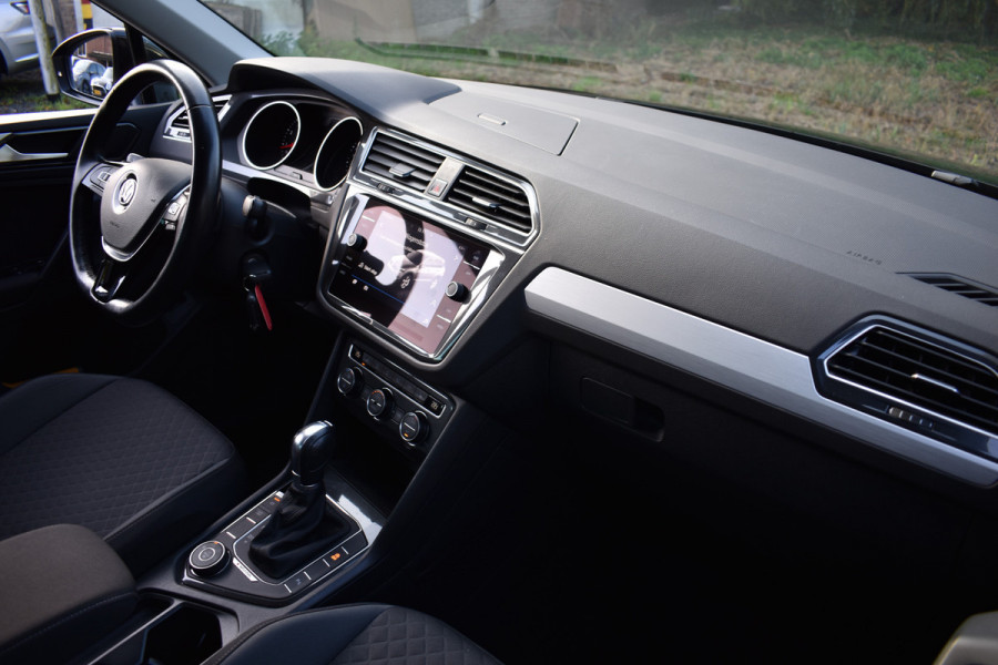 Volkswagen Tiguan TSI 150PK DSG 4MOTION COMFORTLINE BUSINESS NAVI/PDC/TREKHAAK