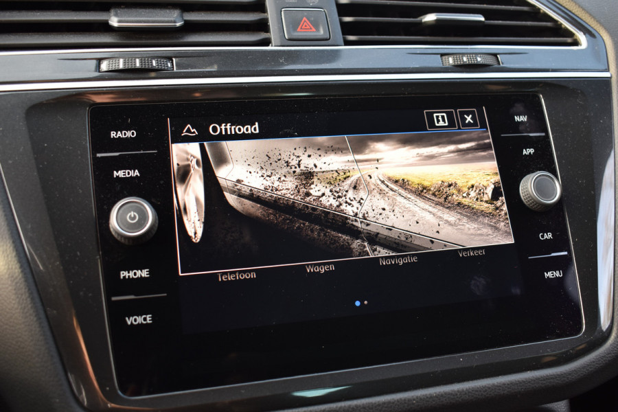 Volkswagen Tiguan TSI 150PK DSG 4MOTION COMFORTLINE BUSINESS NAVI/PDC/TREKHAAK