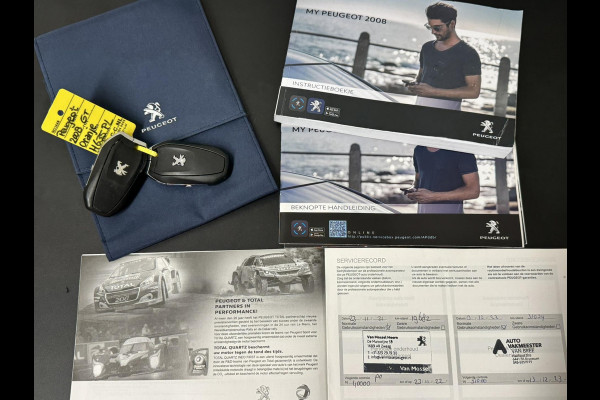 Peugeot 2008 1.2 PureTech GT Automaat Adaptive cruise Cruise control Achteruitrijcamera Apple / Android Focal audio Leer Trekhaak