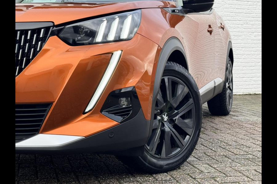 Peugeot 2008 1.2 PureTech GT Automaat Adaptive cruise Cruise control Achteruitrijcamera Apple / Android Focal audio Leer Trekhaak