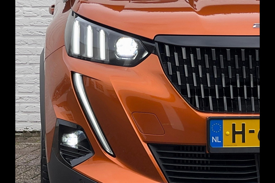 Peugeot 2008 1.2 PureTech GT Automaat Adaptive cruise Cruise control Achteruitrijcamera Apple / Android Focal audio Leer Trekhaak