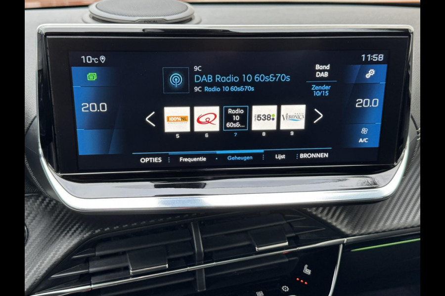 Peugeot 2008 1.2 PureTech GT Automaat Adaptive cruise Cruise control Achteruitrijcamera Apple / Android Focal audio Leer Trekhaak