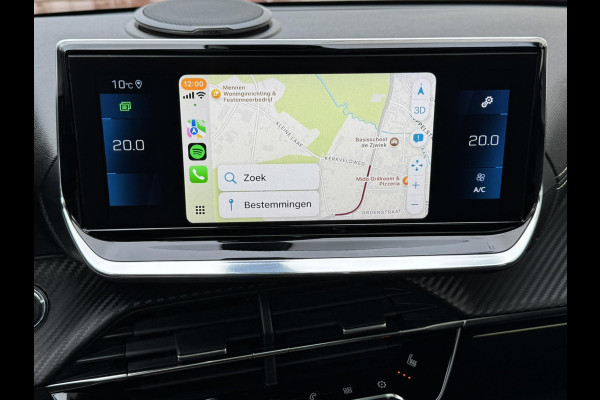 Peugeot 2008 1.2 PureTech GT Automaat Adaptive cruise Cruise control Achteruitrijcamera Apple / Android Focal audio Leer Trekhaak