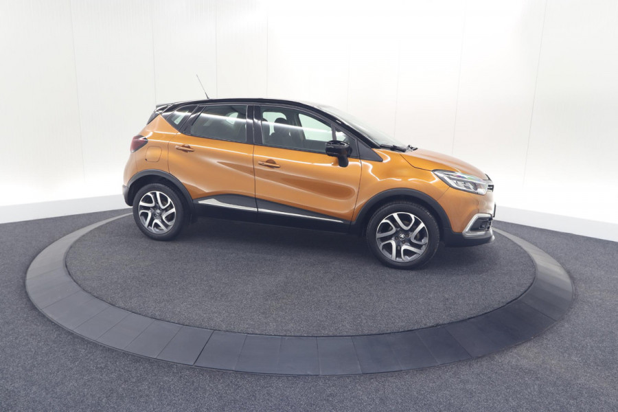 Renault Captur TCe 120 EDC Intens | Camera | Stoelverwarming | Navigatie | Parkeersensoren