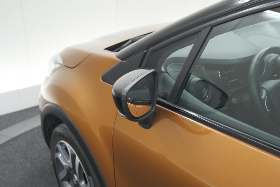 Renault Captur TCe 120 EDC Intens | Camera | Stoelverwarming | Navigatie | Parkeersensoren