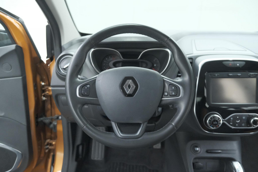 Renault Captur TCe 120 EDC Intens | Camera | Stoelverwarming | Navigatie | Parkeersensoren
