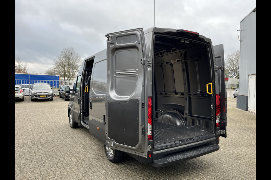 Iveco Daily 35S18HV 3.0 352L H2 Schuifdeur links en rechts | BPM Vrij