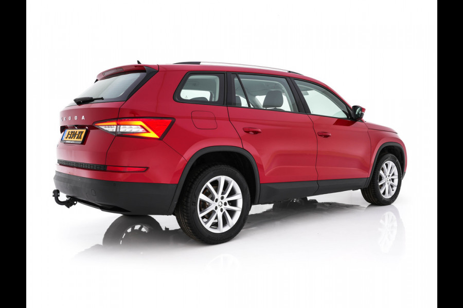 Škoda Kodiaq 1.5 TSI Business Edition (INCL-BTW) *ADAPTIVE-CRUISE | LEATHER-FABRIC | FULL-LED | CANTON-SOUND | HEATED-SPORTSEATS | KEYLESS | NAVI-FULLMAP | CAMERA | DAB+ | ECC | PDC | TOWBAR | 18''ALU*
