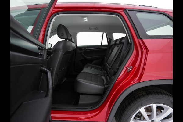 Škoda Kodiaq 1.5 TSI Business Edition (INCL-BTW) *ADAPTIVE-CRUISE | LEATHER-FABRIC | FULL-LED | CANTON-SOUND | HEATED-SPORTSEATS | KEYLESS | NAVI-FULLMAP | CAMERA | DAB+ | ECC | PDC | TOWBAR | 18''ALU*