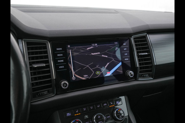 Škoda Kodiaq 1.5 TSI Business Edition (INCL-BTW) *ADAPTIVE-CRUISE | LEATHER-FABRIC | FULL-LED | CANTON-SOUND | HEATED-SPORTSEATS | KEYLESS | NAVI-FULLMAP | CAMERA | DAB+ | ECC | PDC | TOWBAR | 18''ALU*