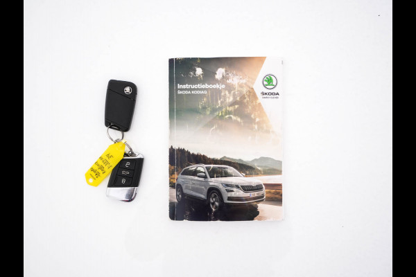 Škoda Kodiaq 1.5 TSI Business Edition (INCL-BTW) *ADAPTIVE-CRUISE | LEATHER-FABRIC | FULL-LED | CANTON-SOUND | HEATED-SPORTSEATS | KEYLESS | NAVI-FULLMAP | CAMERA | DAB+ | ECC | PDC | TOWBAR | 18''ALU*