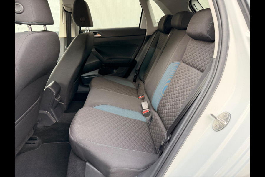 Volkswagen Polo 1.0 IQ Drive ACC Carplay Parkpilot Stoelverw PDC Dealer-Onderh