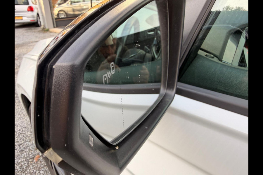 Volkswagen Polo 1.0 IQ Drive ACC Carplay Parkpilot Stoelverw PDC Dealer-Onderh