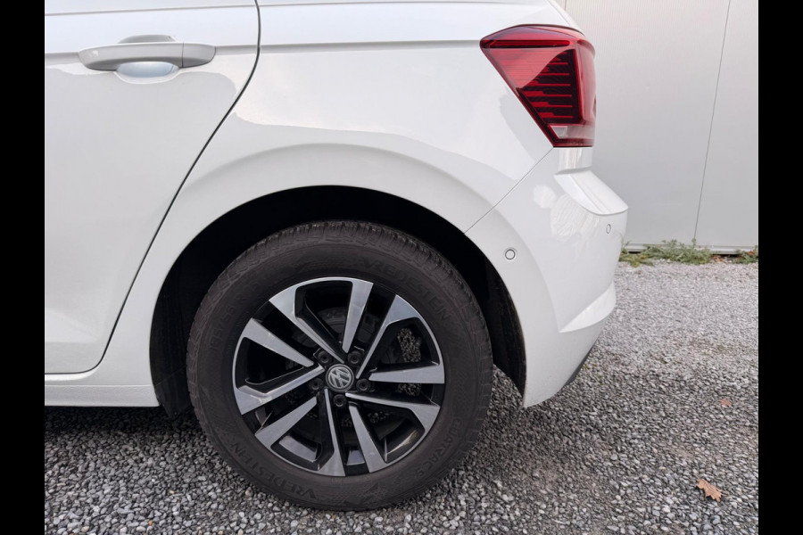 Volkswagen Polo 1.0 IQ Drive ACC Carplay Parkpilot Stoelverw PDC Dealer-Onderh