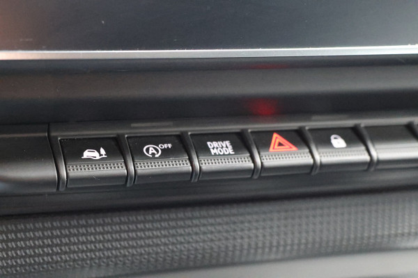 Renault Trafic 2.0 dCi 170 PK L2H1 DC | CarPlay | Camera | Navigatie | LED Koplampen | Climate control | Trekhaak | Cruise control | 5-Zitter | Nieuwe APK | NAP Logisch