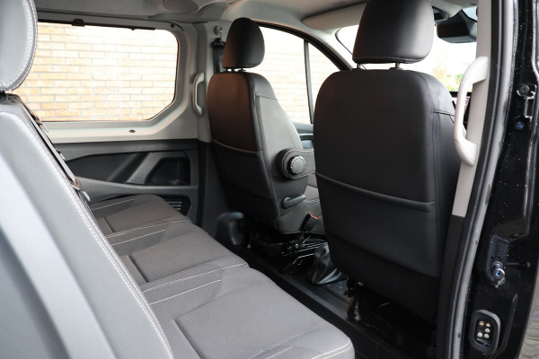 Renault Trafic 2.0 dCi 170 PK L2H1 DC | CarPlay | Camera | Navigatie | LED Koplampen | Climate control | Trekhaak | Cruise control | 5-Zitter | Nieuwe APK | NAP Logisch