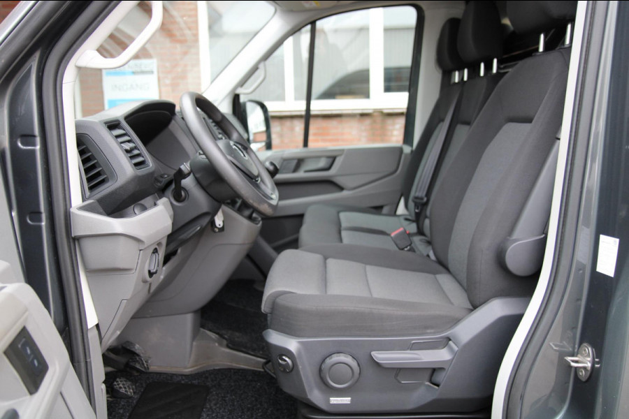 Volkswagen Crafter 35 2.0 TDI L3H3 140PK / Trekhaak / Camera / 3000 trekgewicht