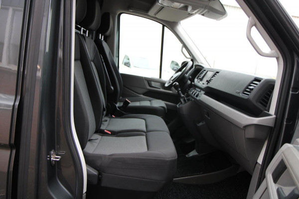 Volkswagen Crafter 35 2.0 TDI L3H3 140PK / Trekhaak / Camera / 3000 trekgewicht