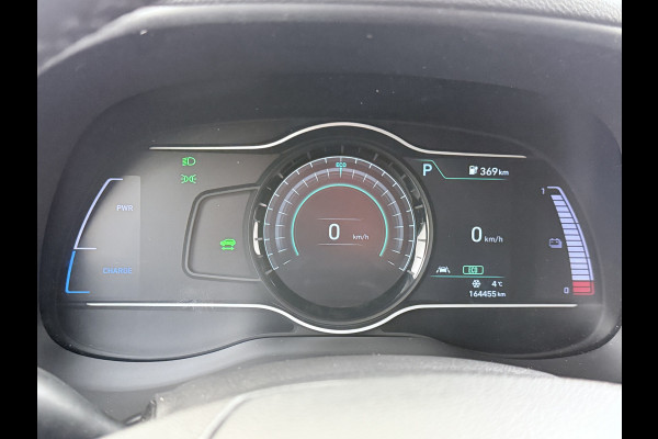 Hyundai Kona EV 64kWh SOH 100% Warmtepomp Head Up Display Adap.Cruise Navi Ecc Camera Apple Carplay Android Auto Pdc Fashion Lane Assist Dodehoekwaarschuwing Keyless Privacy Glas DAB FCA 1e Eigenaar Origineel Nederlandse Auto