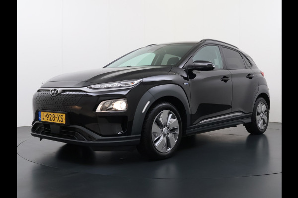 Hyundai Kona EV 64kWh SOH 100% Warmtepomp Head Up Display Adap.Cruise Navi Ecc Camera Apple Carplay Android Auto Pdc Fashion Lane Assist Dodehoekwaarschuwing Keyless Privacy Glas DAB FCA 1e Eigenaar Origineel Nederlandse Auto