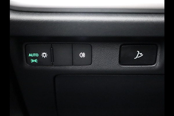 Škoda Elroq 60 Business Edition - Tour | Trekhaak | 20 inch | Adaptive Cruise Control | Navigatie | Blind Spot | Stoelverwarming |