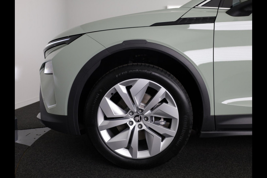 Škoda Elroq 60 Business Edition - Tour | Trekhaak | 20 inch | Adaptive Cruise Control | Navigatie | Blind Spot | Stoelverwarming |