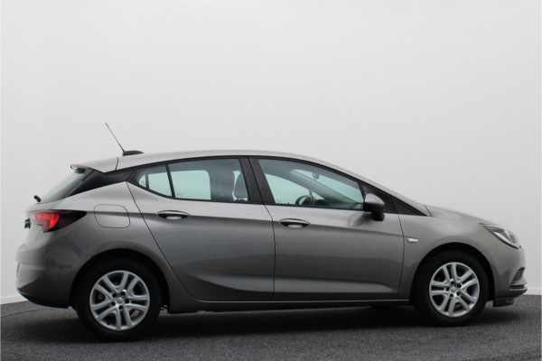 Opel Astra 1.0 Online Edition Automaat Apple Carplay, Cruise, Trekhaak, DAB, Airco, PDC