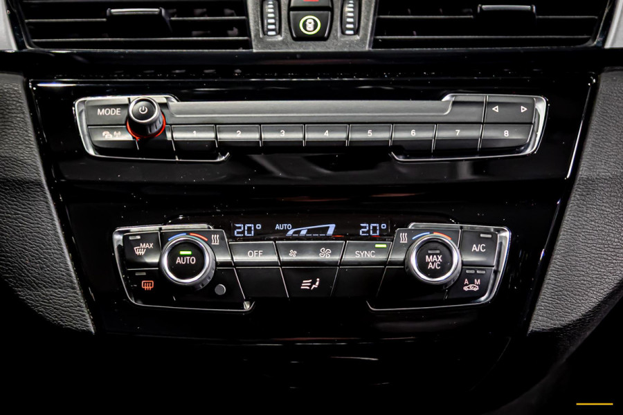 BMW X1 SDrive18i|Cam|Dealer ond|Navigatie|Garantie|Nw APK