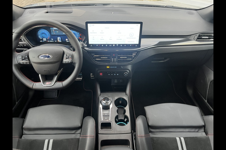 Ford Focus 2.3 EcoBoost ST-X AUTOMAAT! DRIVERPACK! WINTERPACK! B&O!