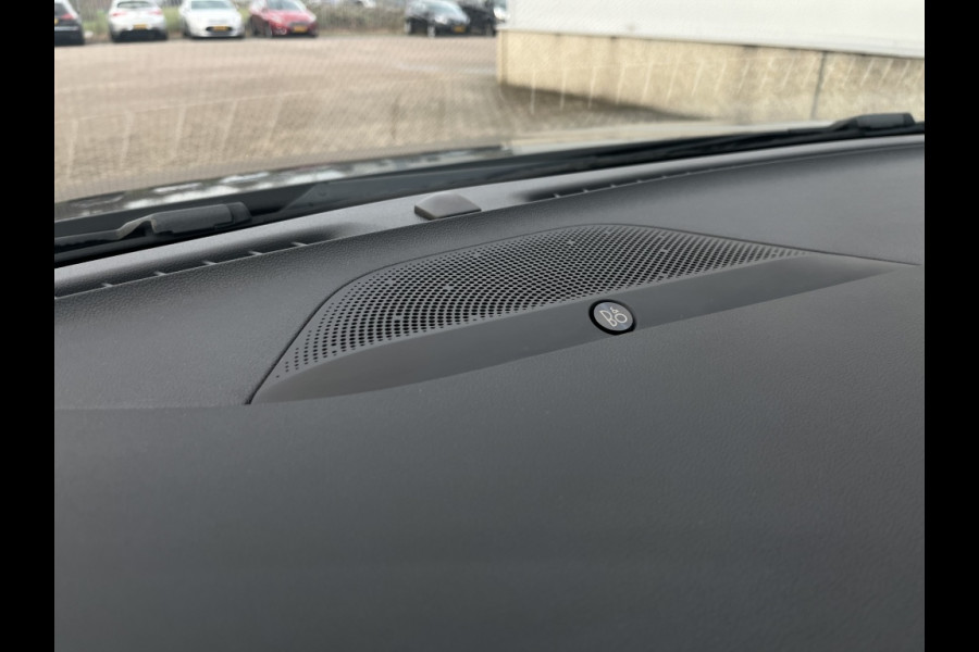 Ford Focus 2.3 EcoBoost ST-X AUTOMAAT! DRIVERPACK! WINTERPACK! B&O!