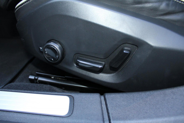 Volvo S60 2.0 B5 R-Design/pano/leer