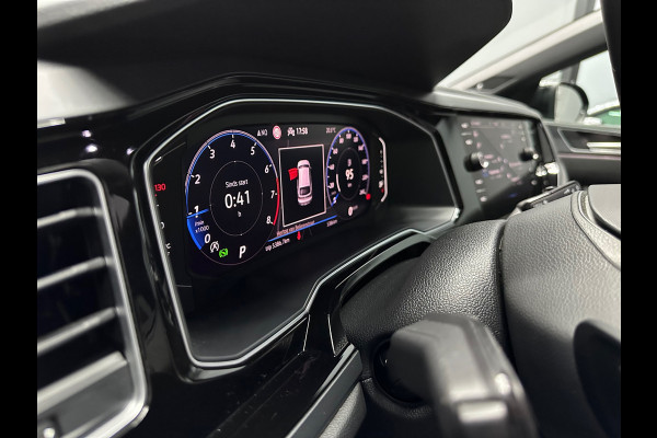 Volkswagen Taigo 1.5 TSI 3x R-Line Pano