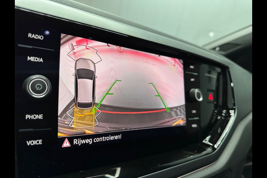 Volkswagen Taigo 1.5 TSI 3x R-Line Pano