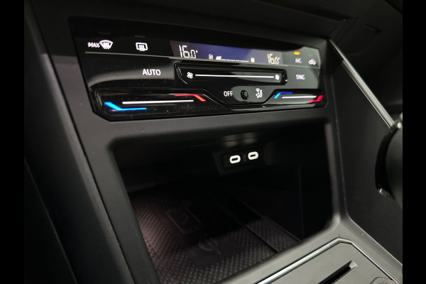 Volkswagen Taigo 1.5 TSI 3x R-Line Pano