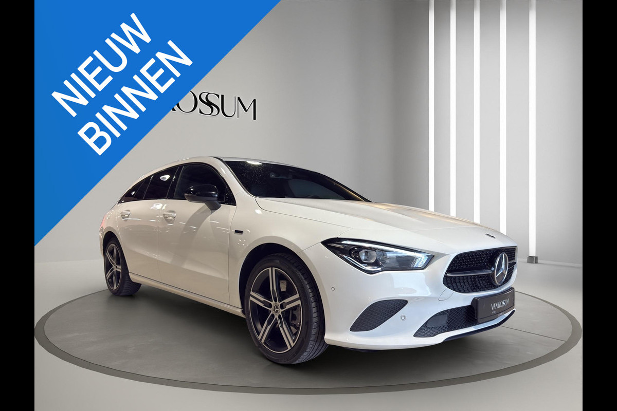 Mercedes-Benz CLA-Klasse Shooting Brake 250 e Luxury Line Automaat | Comfortstoelen | Sfeerverl | 17"Velg | Camera | Volledig digitaal |