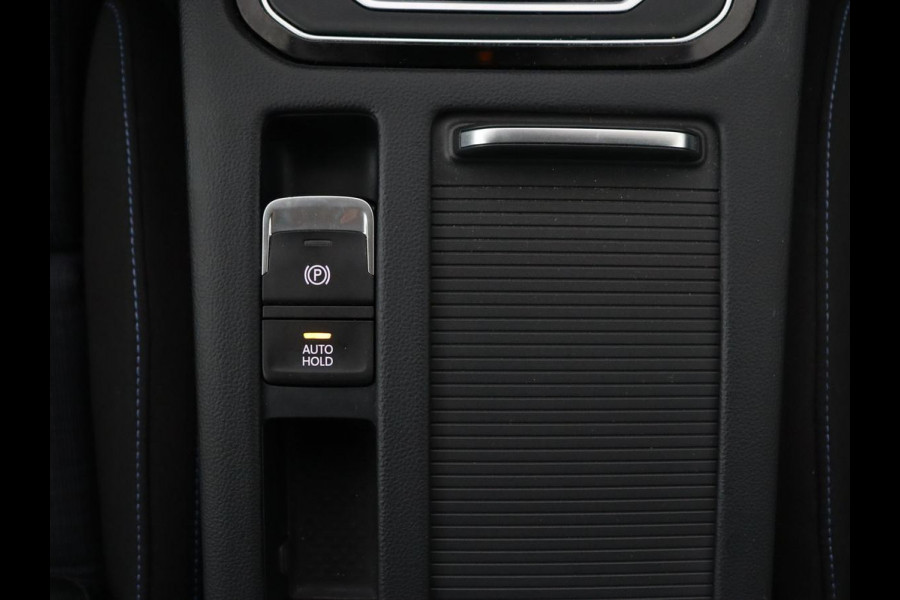 Volkswagen Passat 1.4 TSI PHEV GTE | Stoelverwarming | Massage | Carplay | Navigatie | Matrix LED | Camera | Park Assist | Adaptive cruise | Side Assist | Plug In