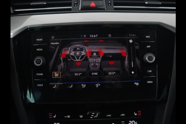 Volkswagen Passat 1.4 TSI PHEV GTE | Stoelverwarming | Massage | Carplay | Navigatie | Matrix LED | Camera | Park Assist | Adaptive cruise | Side Assist | Plug In