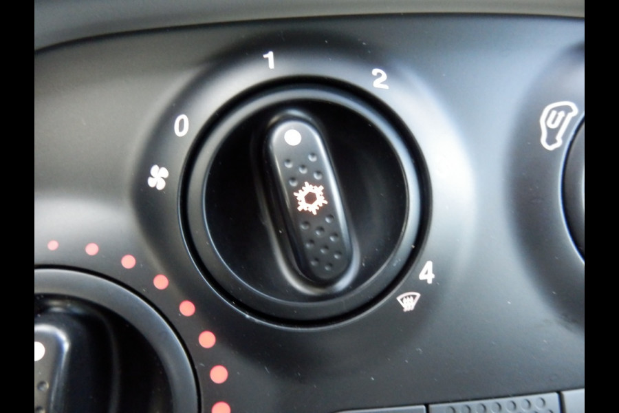 Fiat 500 1.2 Star I 4 cil. I Airco I 16 inch LM velgen I Nav. I Panoramad