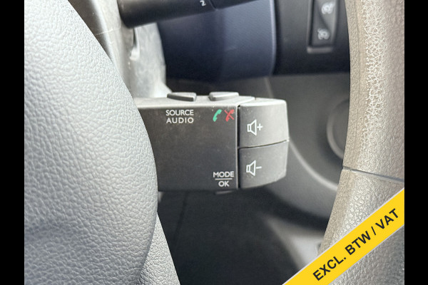 Opel Vivaro 1.6CDTI 126PK DC 5-Pers. L2H1 Dubbele Cabine Navi Camera EURO 6 Airco Trekhaak Cruise Control Pdc Sport EcoFlex Betonplex Vloer Wandbetimmering Schuifdeur 1e Eigenaar Origineel Nederlandse Auto