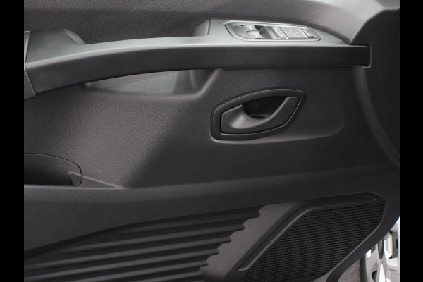 Renault Trafic 2.0 Blue dC1 150 EDC T30 L2H1 Advance Navigatie  Airco Lichtmetalen velgen Betimmering Trekhaak Camera Parkeer sensoren Dab Prijs Incl. BOVAG Garantie