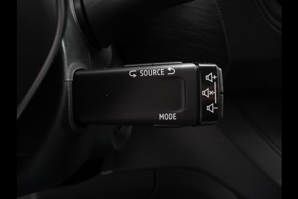 Renault Trafic 2.0 Blue dC1 150 EDC T30 L2H1 Advance Navigatie  Airco Lichtmetalen velgen Betimmering Trekhaak Camera Parkeer sensoren Dab Prijs Incl. BOVAG Garantie