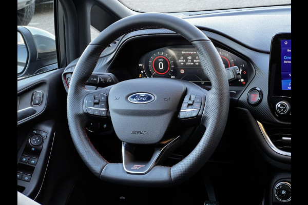 Ford Fiesta 1.5 Ecoboost ST-X 200pk | Winter-pack | Premium audio installatie | Cruise Control