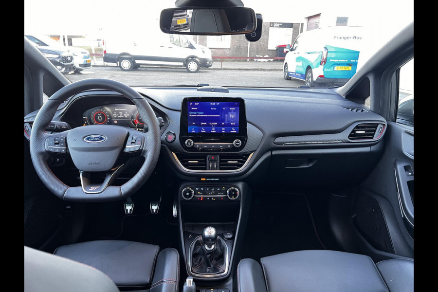 Ford Fiesta 1.5 Ecoboost ST-X 200pk | Winter-pack | Premium audio installatie | Cruise Control