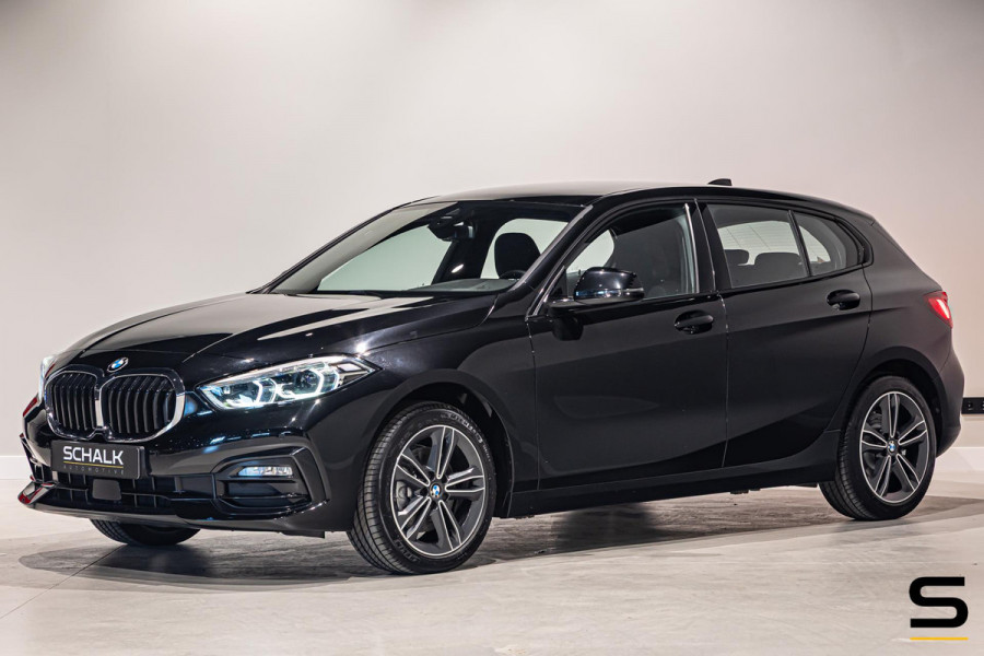 BMW 1-serie 118i Business Edition|NAP|Stoel & stuur verwarming