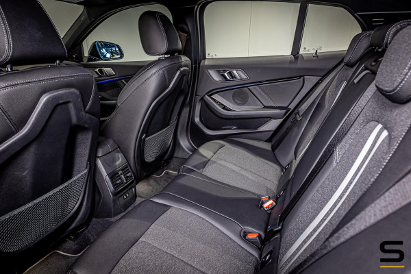 BMW 1-serie 118i Business Edition|NAP|Stoel & stuur verwarming