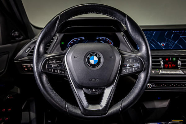 BMW 1-serie 118i Business Edition|NAP|Stoel & stuur verwarming