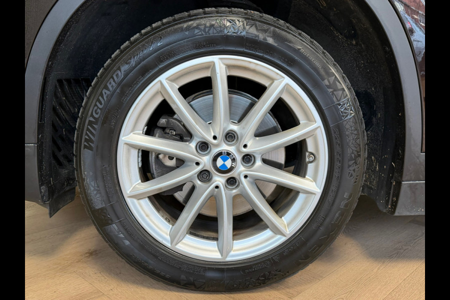 BMW X1 SDrive18i High Executive Edition AUT. NAVIGATIE CAMERA PDC CRUISE KEYLESS-GO STOELVERWARMING