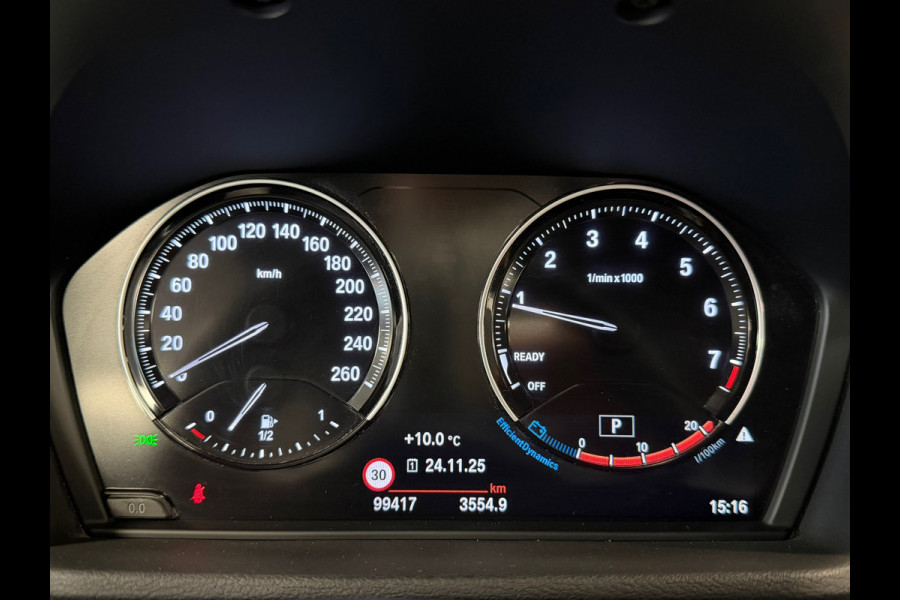 BMW X1 SDrive18i High Executive Edition AUT. NAVIGATIE CAMERA PDC CRUISE KEYLESS-GO STOELVERWARMING